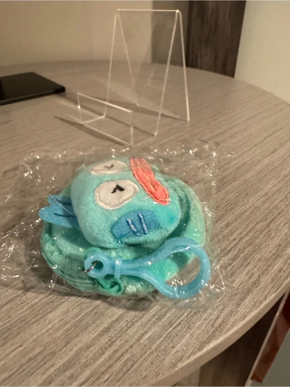 Sanrio Hnagyodon “Hangy” Plush Coin Pouch in Teal with Pink Beak